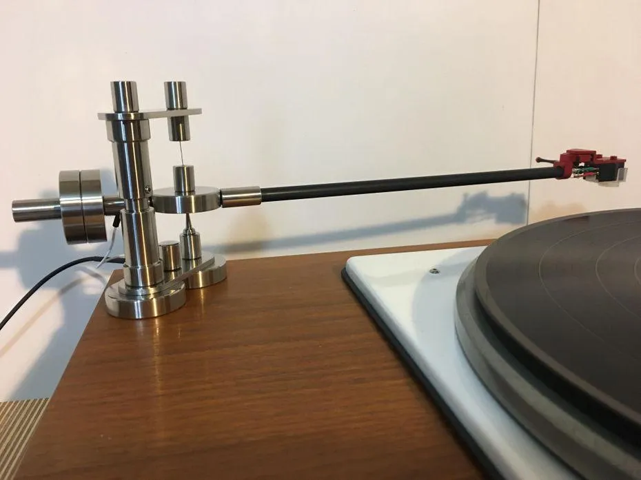 Integrityhifi Tru-Glider Pendulum Tonearm