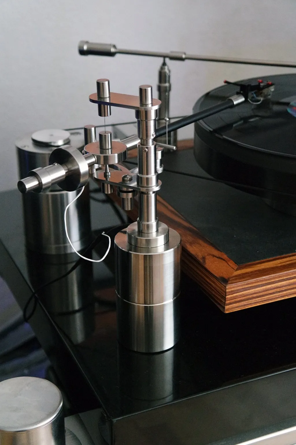 Integrityhifi Tru-Glider Pendulum Tonearm